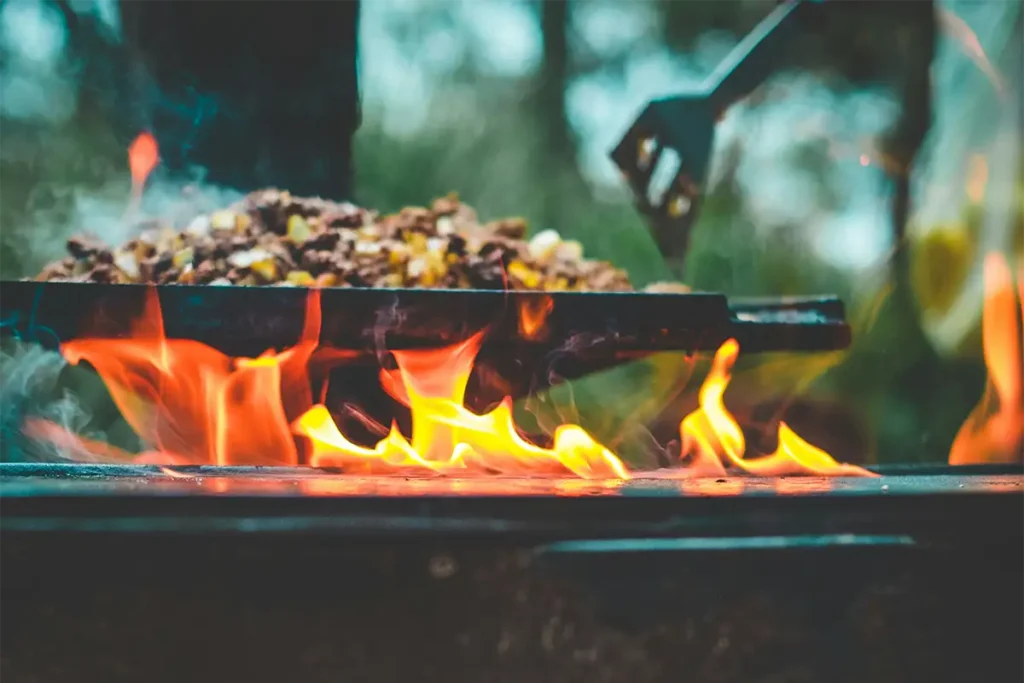 picnics and barbeques at can aqua summer camp